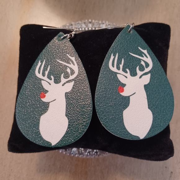Green Leather Teardrop Reindeer Dangle Drop Earrings - Picture 4 of 5